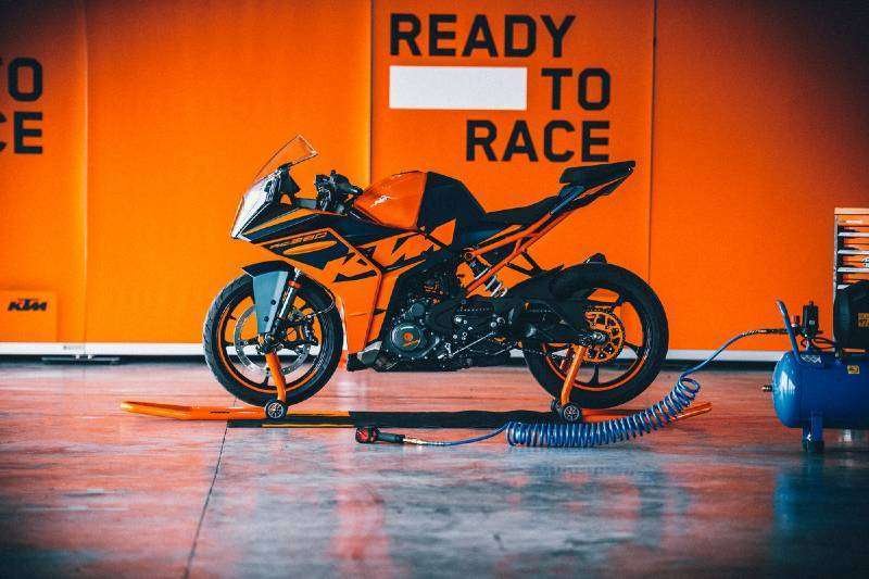 KTM RC 390 2022