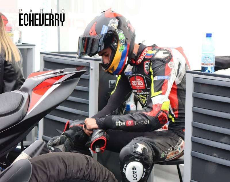 Pablo Echeverry se despidió desde el podio