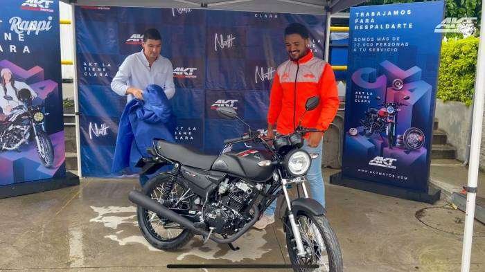 AKT y Rappi