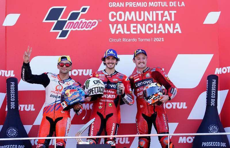 Pecco le da un espectáculo a Rossi