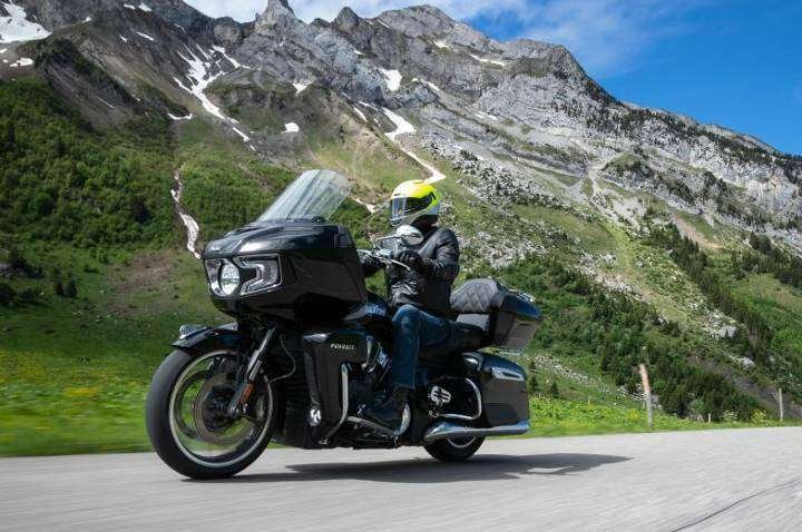 Indian por el mismo camino de Harley