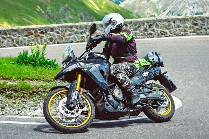 Captadas las nuevas Suzuki V-Strom 650 y SV650