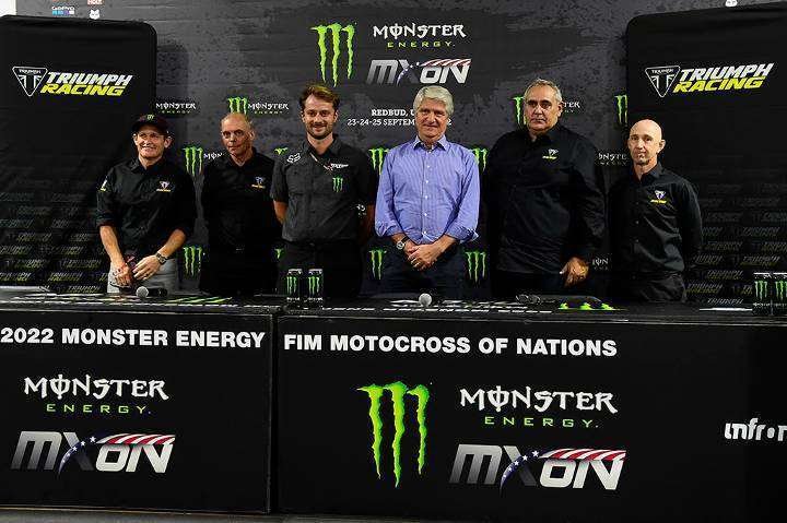 Triumph en la ruta del MX Mundial