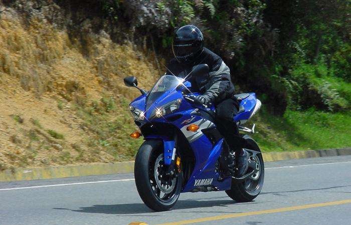 Yamaha R1 2004
