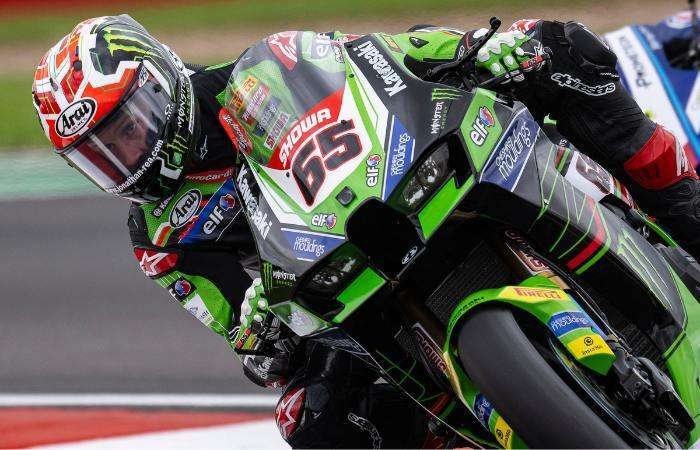 Podio 250 para Jonathan Rea en casa