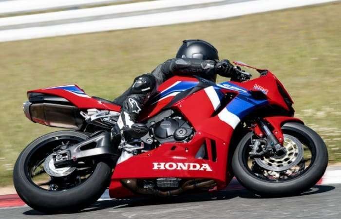 Honda CBR 600 RR 2024