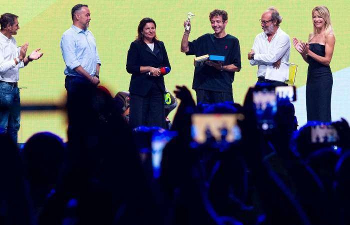 Valentino Rossi Recibe las llaves de Tavullia