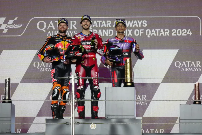 Pecco comienza con pie derecho en Qatar