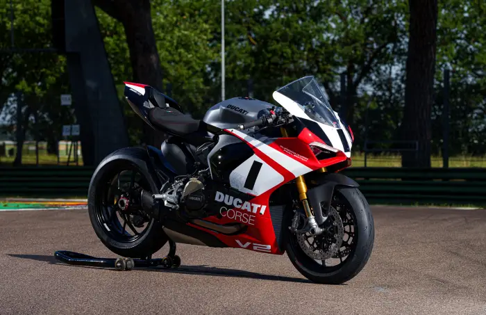 Ducati Panigale V2 Superquadro Final Edition