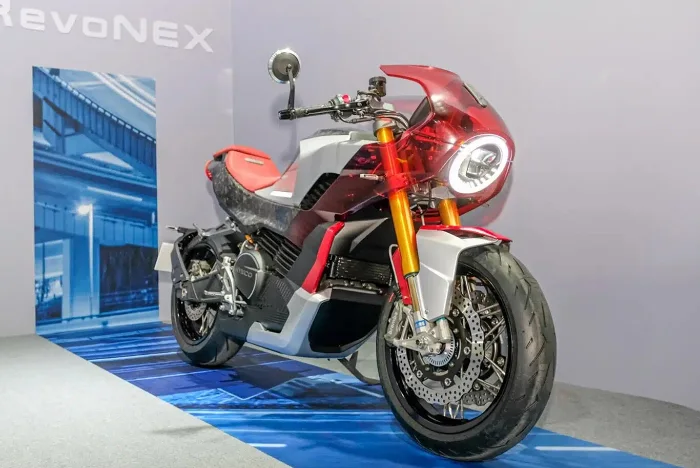 Kymco le apuesta a una deportiva