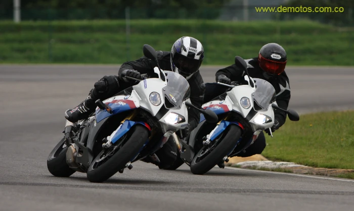 BMW S1000RR - prueba de manejo