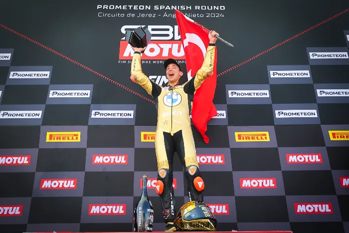 El Turco Toprak es Campeón del Superbike con BMW