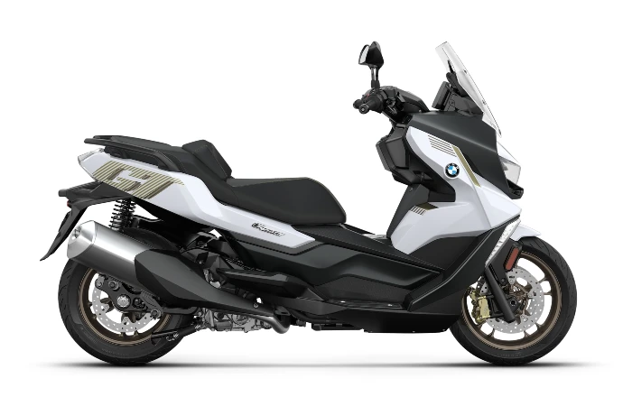 Se renuevan los scooter