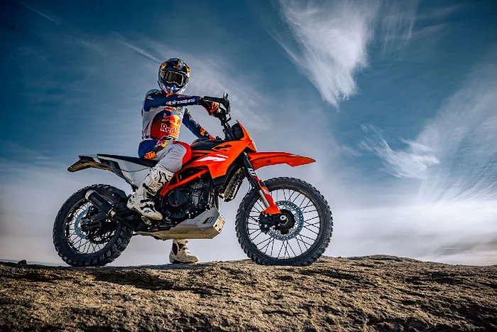 KTM inicia el 2025 con buenas noticias